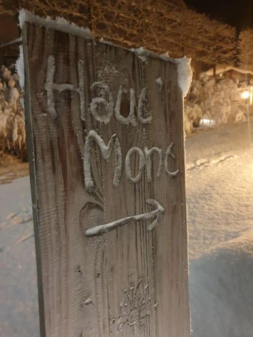 Le Haut' Mont Manhay 外观 照片